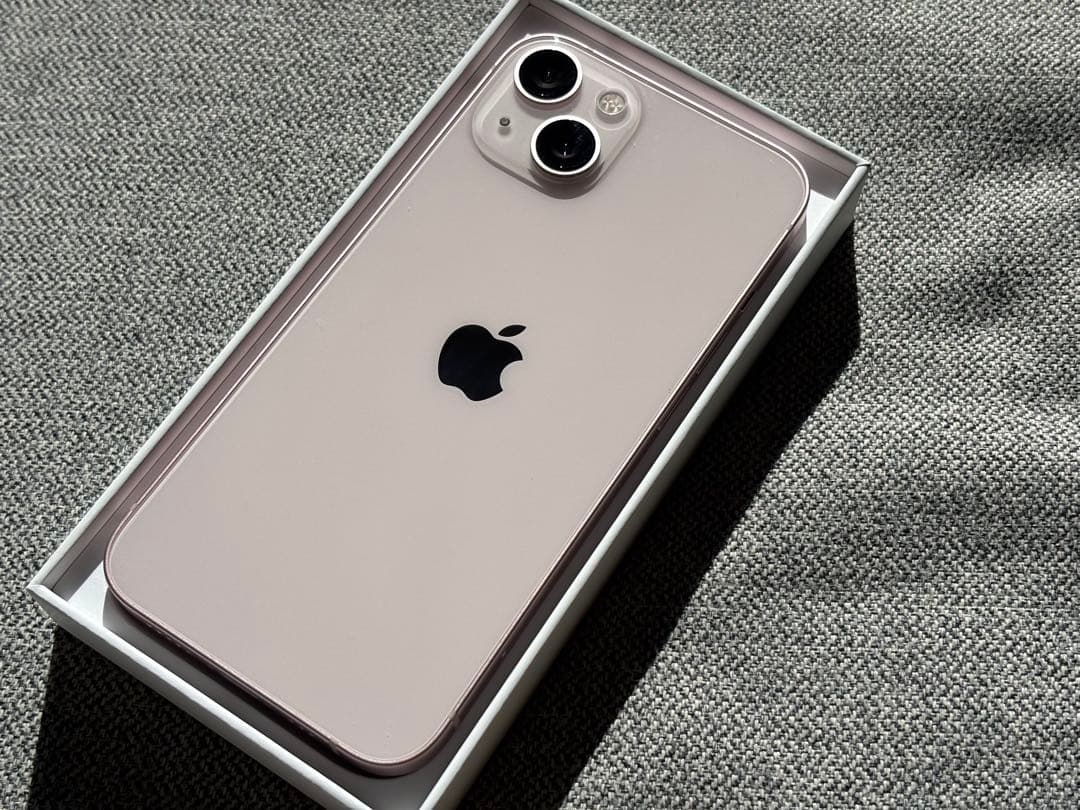 【美品】iPhone13 本体 ピンク