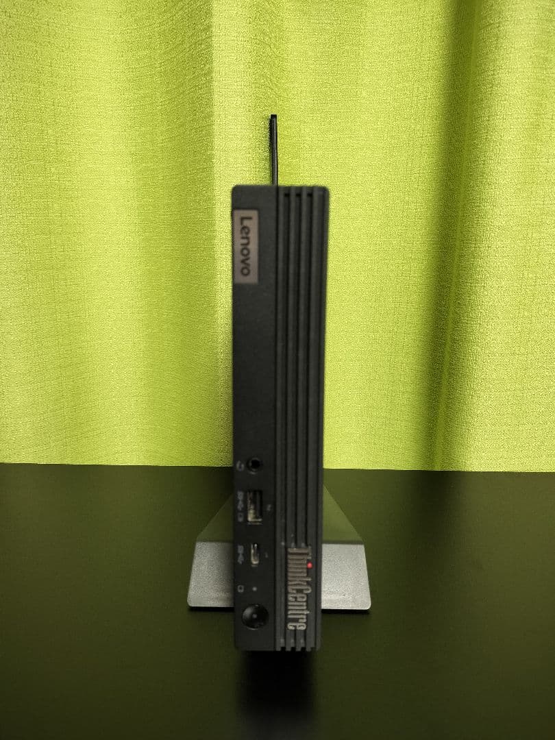 ワークステーション Lenovo ThinkCenter M75q Tiny Gen2