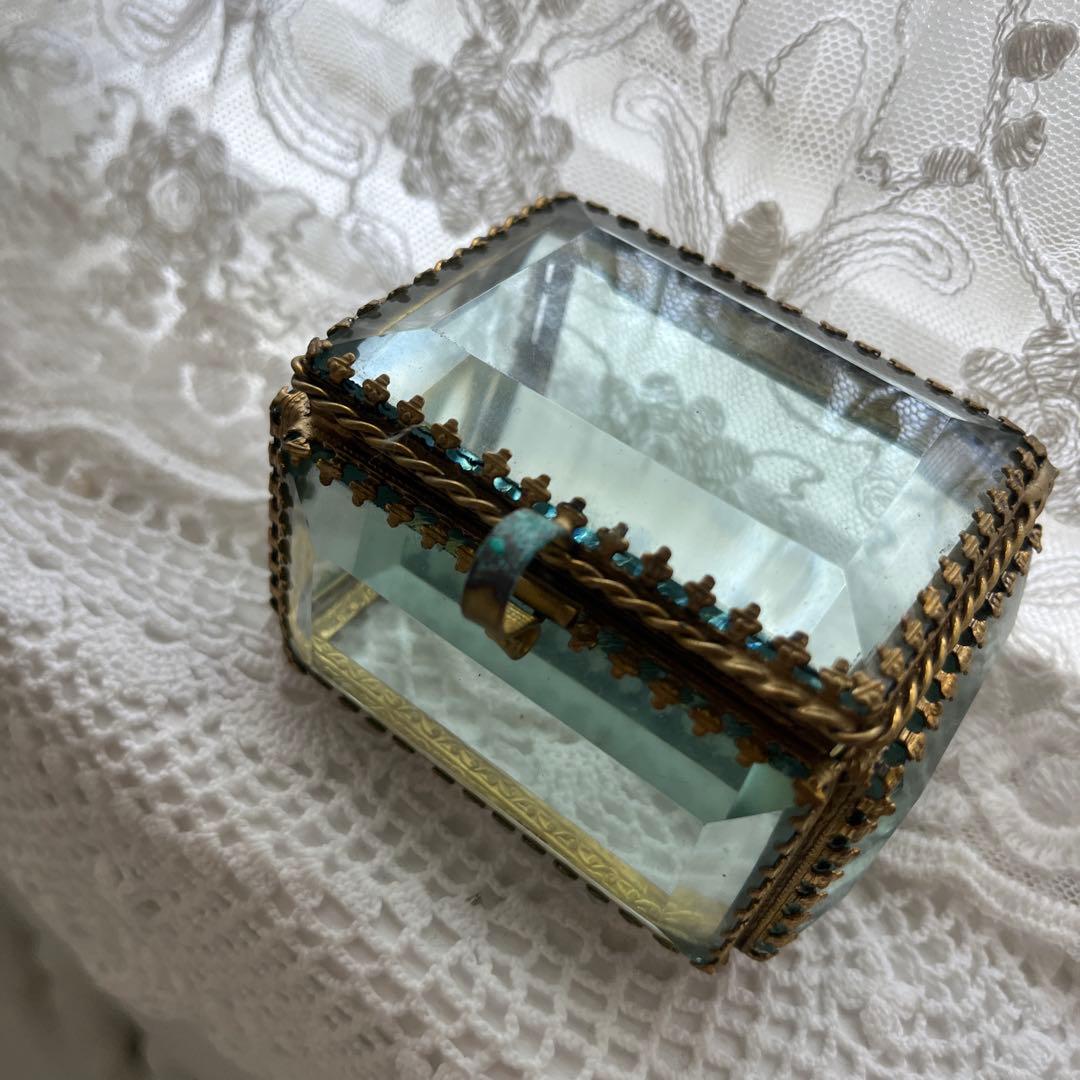 フランスアンティーク ジュエリーボックス　装飾 ベベルガラス ガラス小物入れ