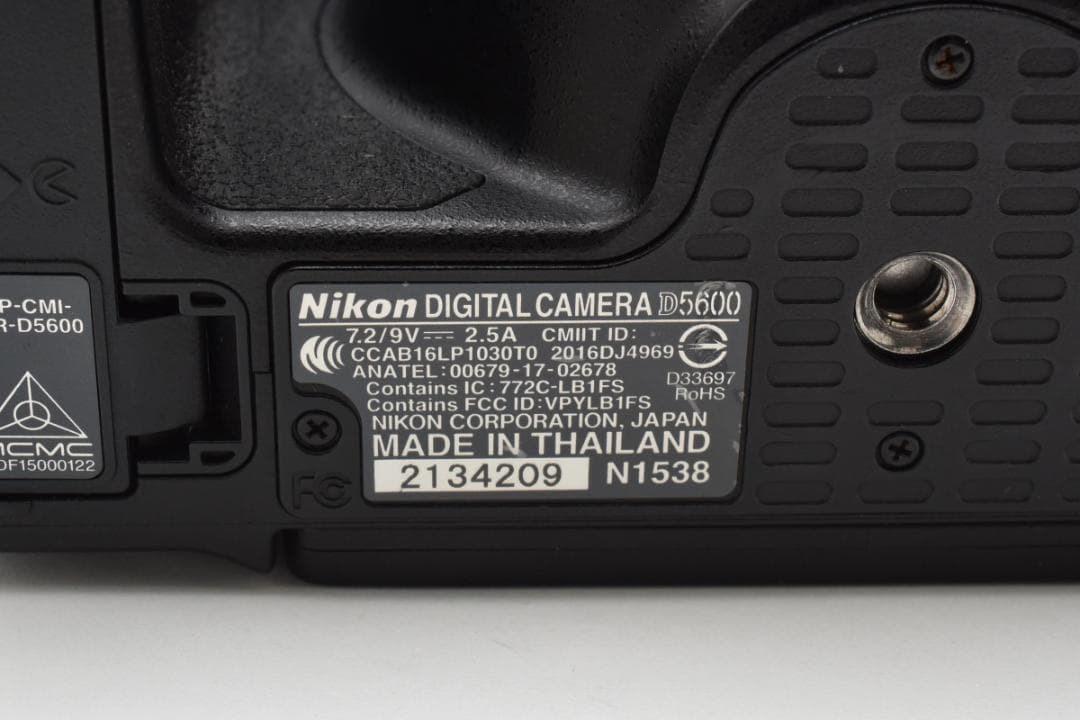 ■美品■Nikon D5600 レンズキット