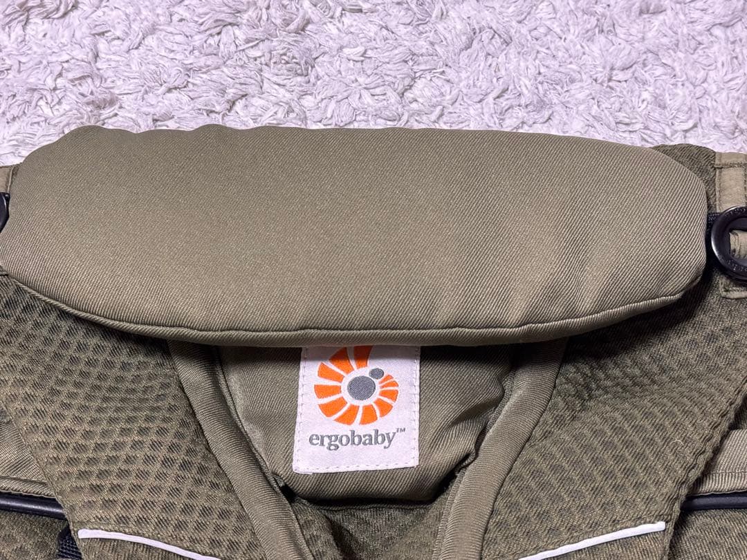 【美品】ergobaby OMNI Breeze 抱っこ紐 オリーブグリーン