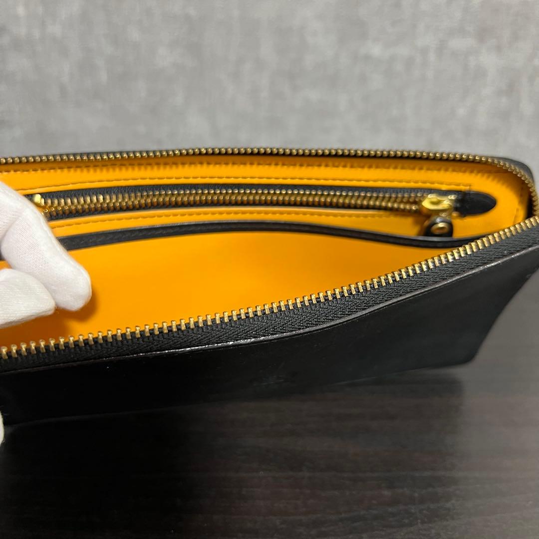 GANZO ミネルバナチュラル ブラックレザー ラウンドジップ 長財布