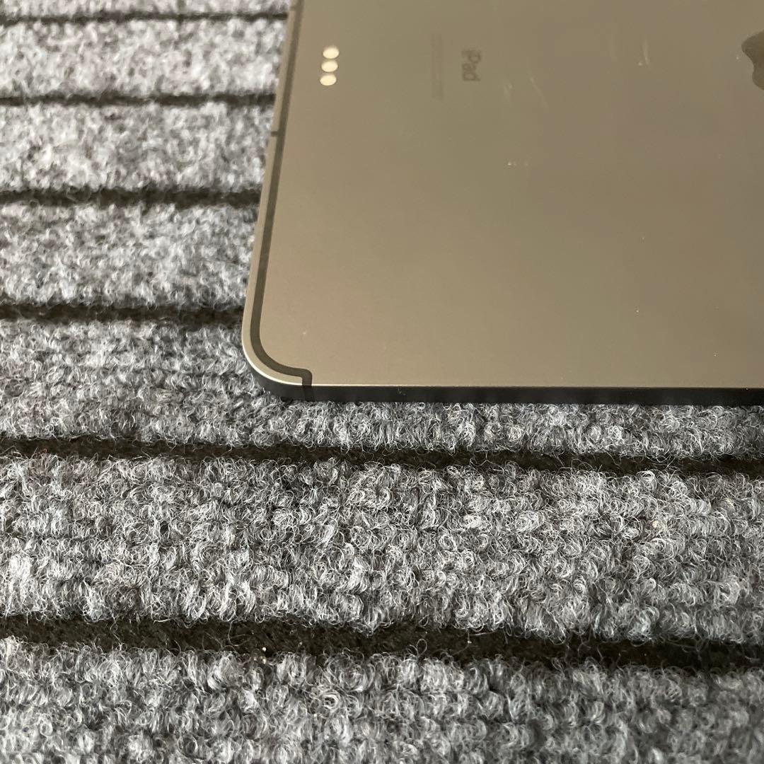 135 iPad Air4 4世代 64GB SIMフリー スペースグレイ