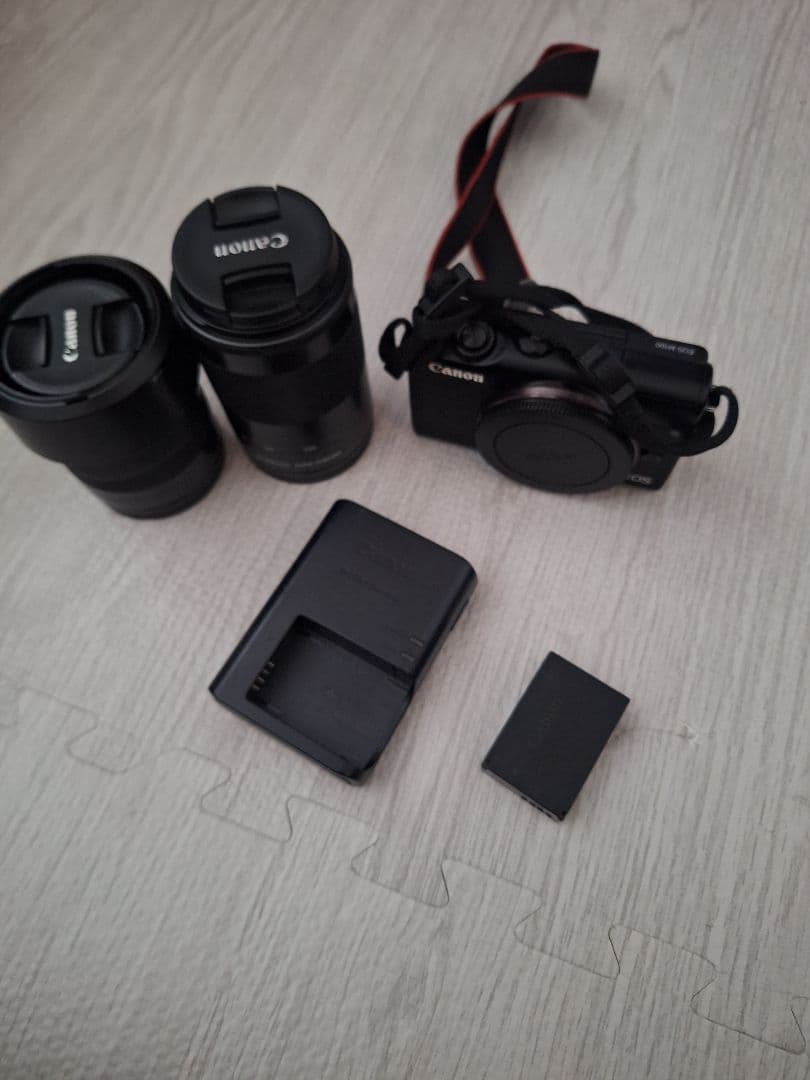 Canon　EOS M100 ミラーレスカメラ