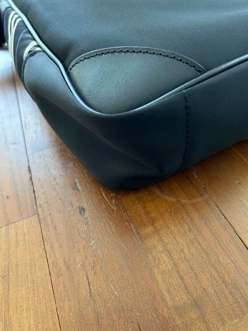 BURBERRY バーバリーブラックレーベル　ショルダーバッグ