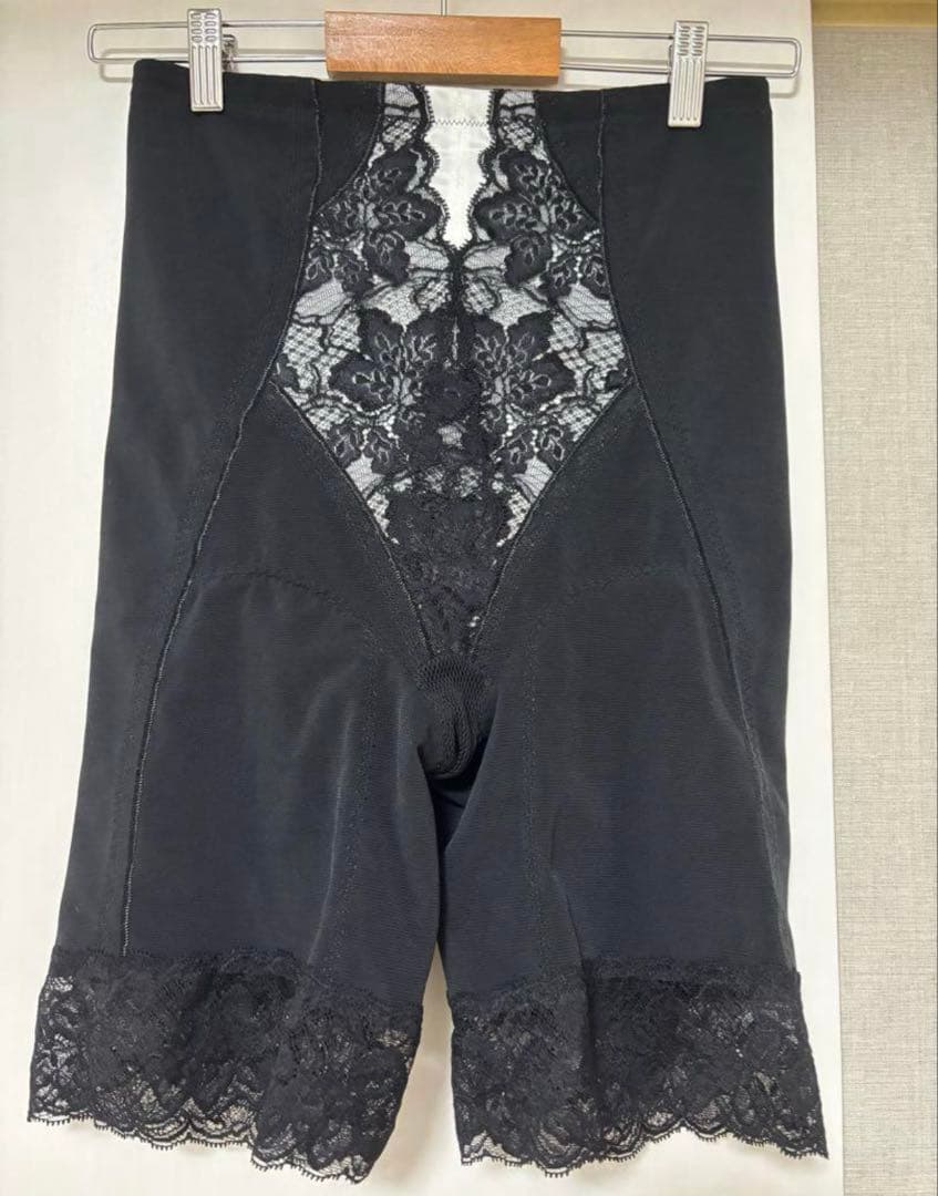 グラントイーワンズ　LALAブラックガードル82