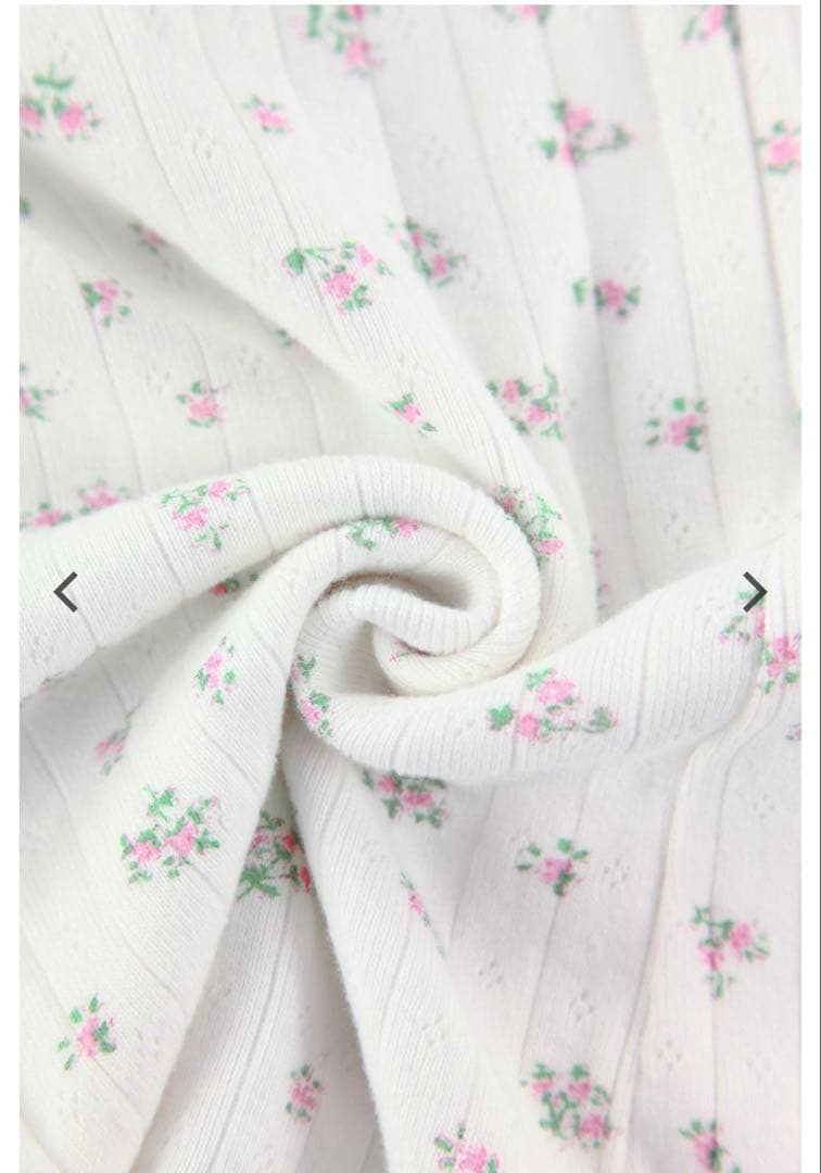 【新品未使用 タグ付き】ALEXIASTAM 花柄ロンパース 即完売品‼️レア‼️