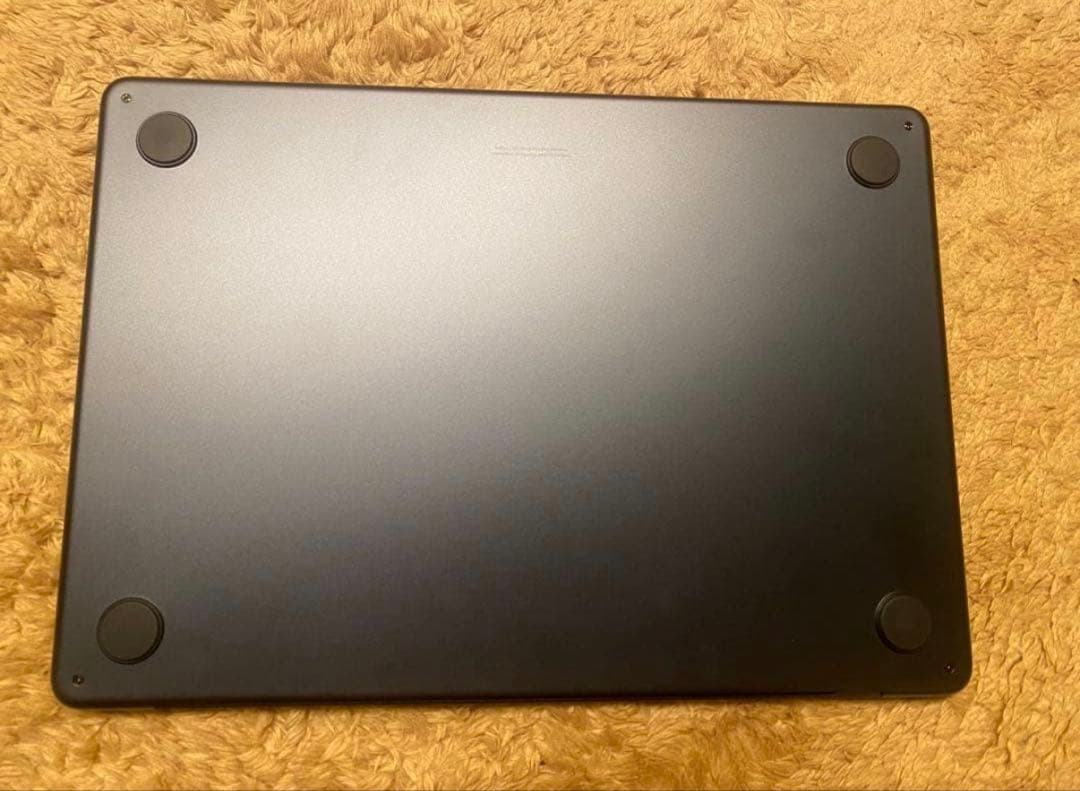 MacBook Air 13インチ M2 16GB 256GB