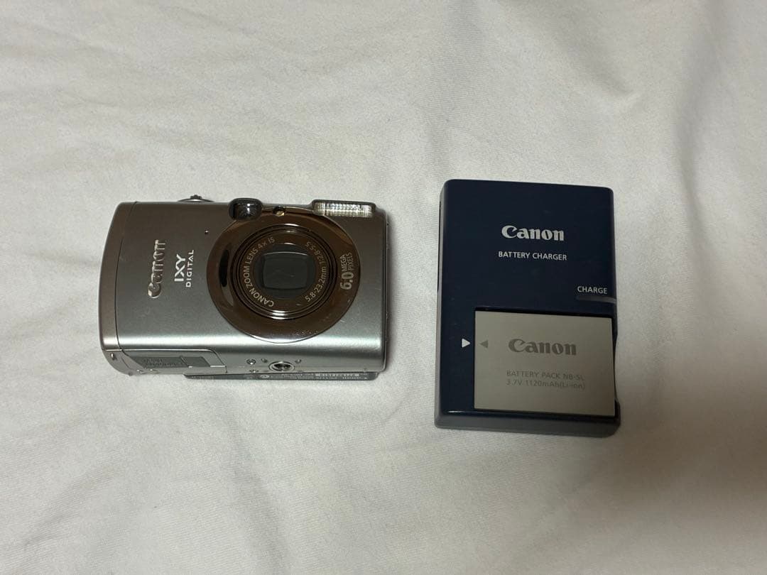 デジタルカメラ Canon IXY 800 IS