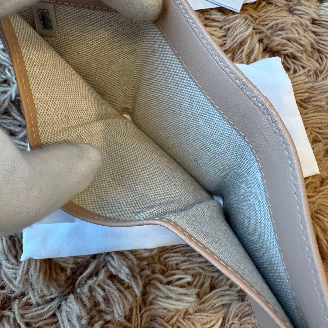 【未使用】JIMMY CHOO ジミーチュウ 三つ折り財布 スタッズ レディース