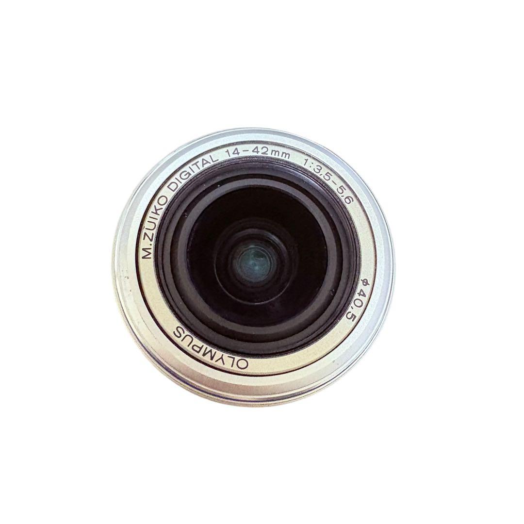 美品　付属品充実 OLYMPUS PEN E-PL1　ミラーレスカメラ　白