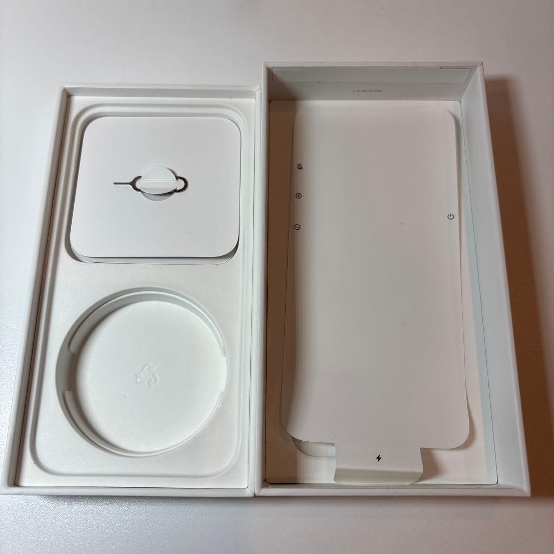 iPhone13 本体　ミッドナイトブラック