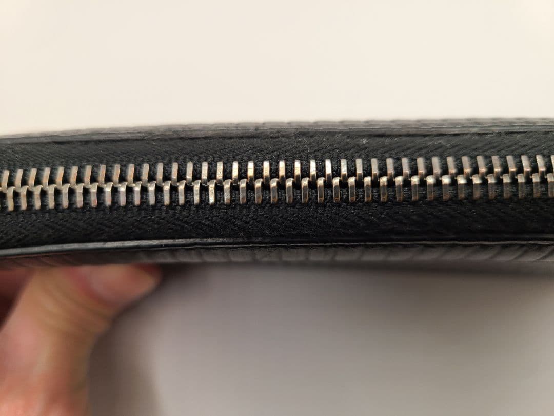 GIORGIO ARMANI　ジョルジオ・アルマーニ　長財布