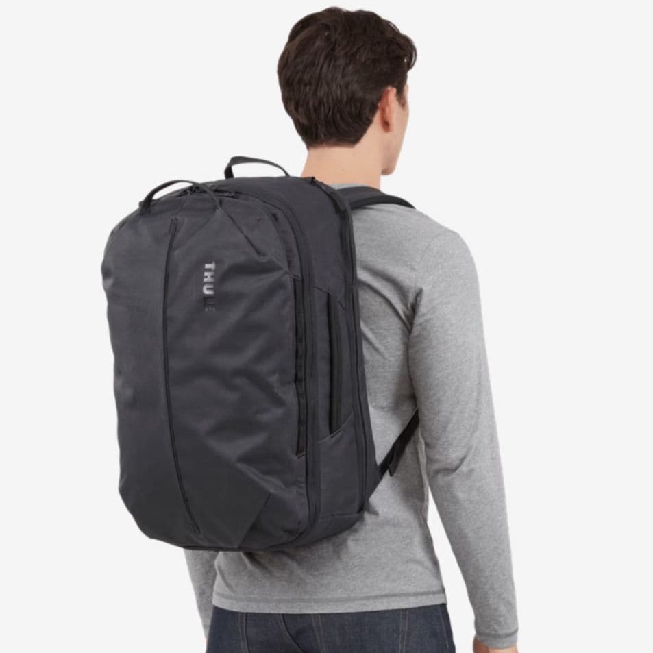 【完売品】Thule Aion トラベルバックパック 40L 旅行 出張 大容量