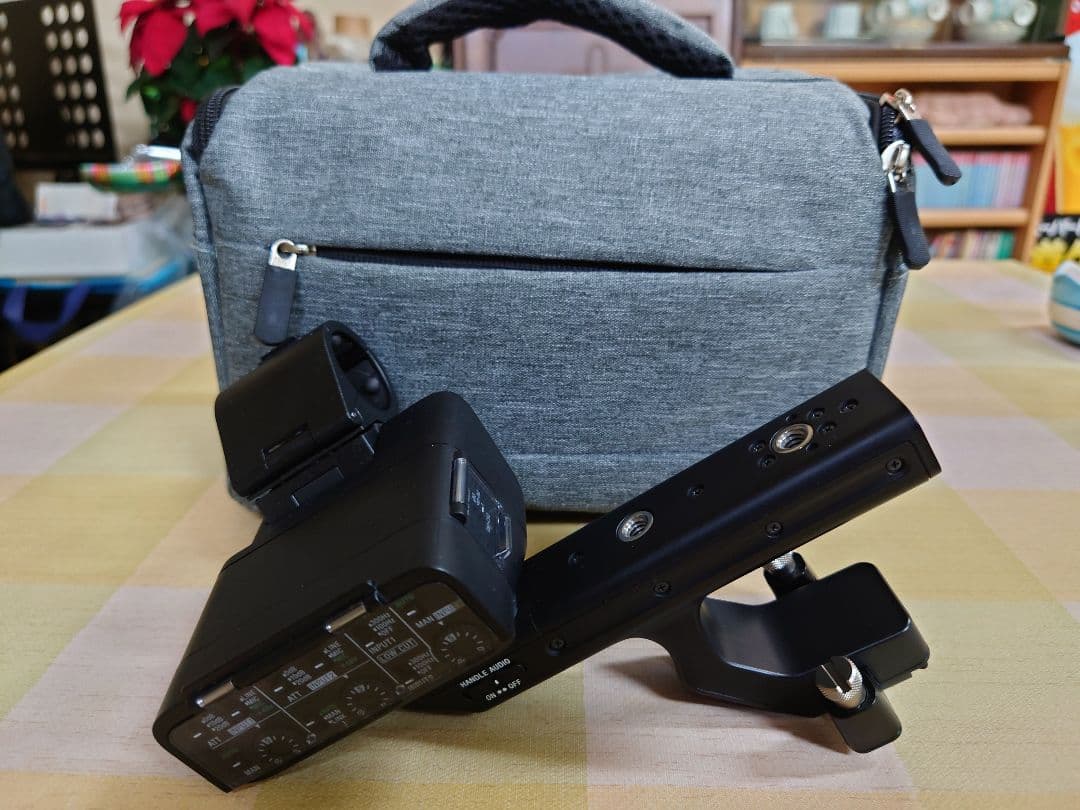 SONY XLR-H1 [XLRハンドルユニット] 社外製 ケース付き