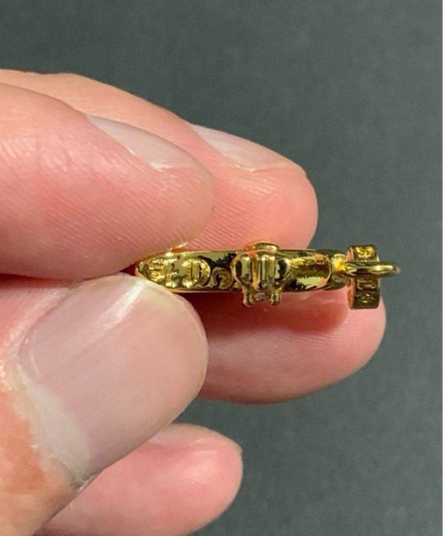 22k ベビーファット　ダイヤ　ネックレストップ