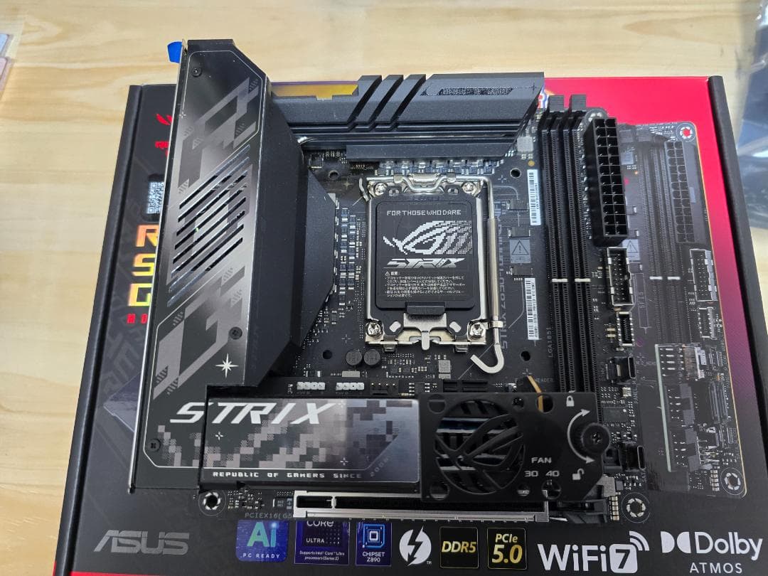 ASUS ROG STRIX Z890-I GAMING WIFI（ジャンク）