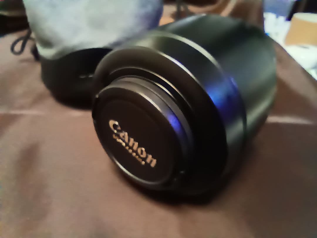【美品】キャノン Canon EF70-300mmF/4-5.6 IS USM
