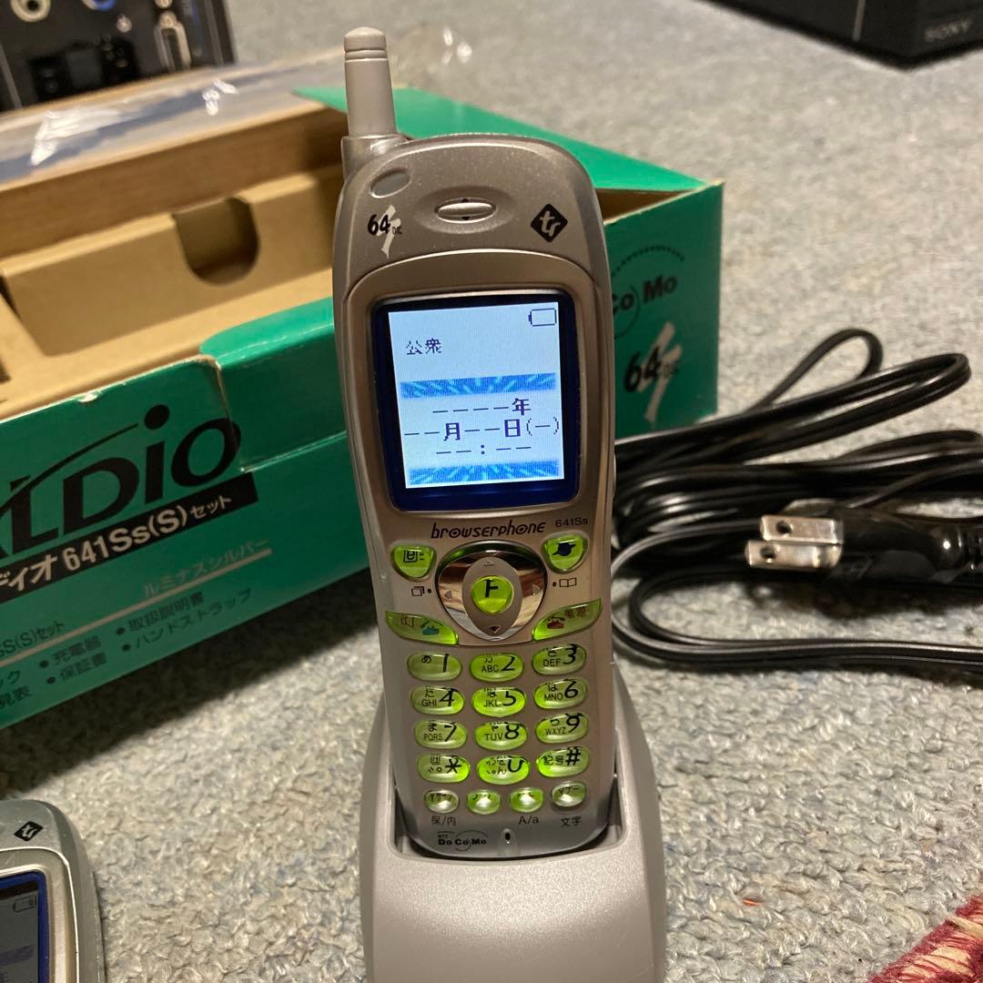 いろんなPHS ジャンク品、新品DoCoMo D501i 6代セット