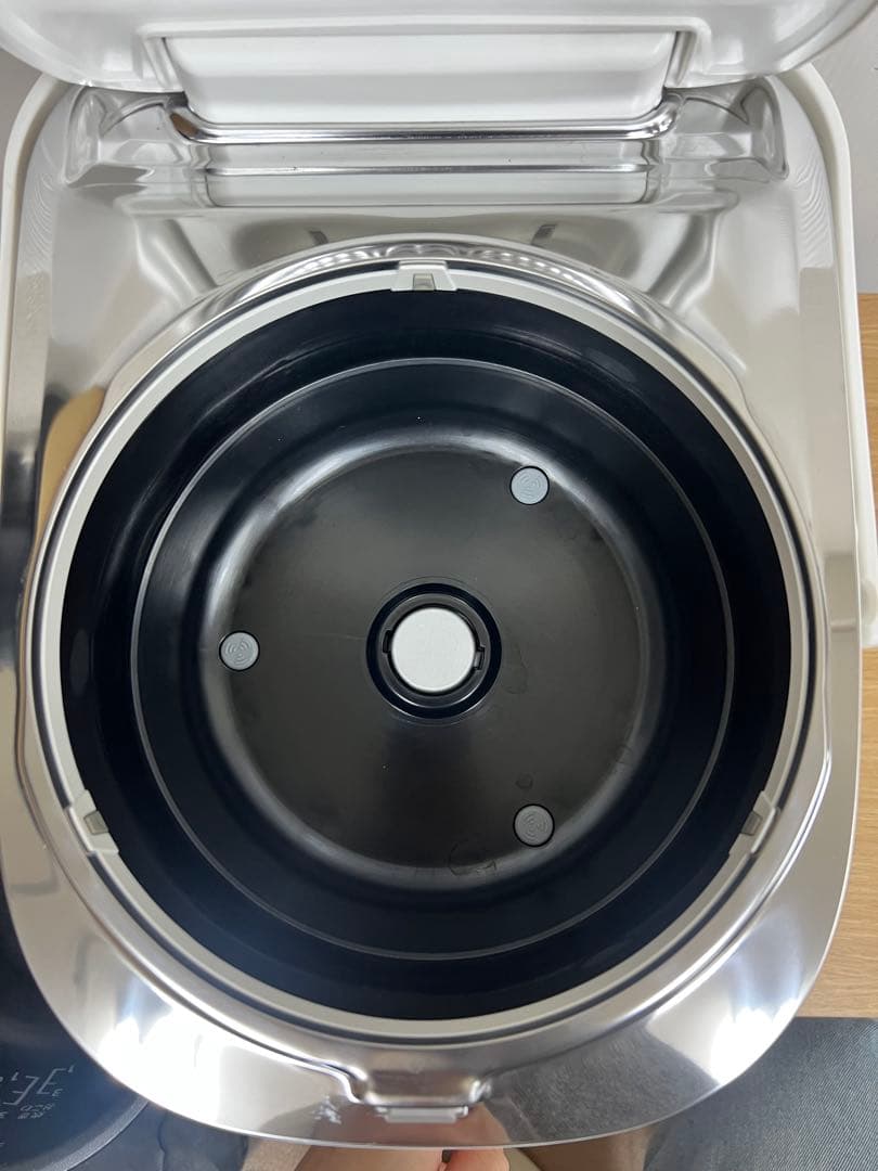 Panasonic IHジャー炊飯器 SR-HX107 5.5合炊き2018年製