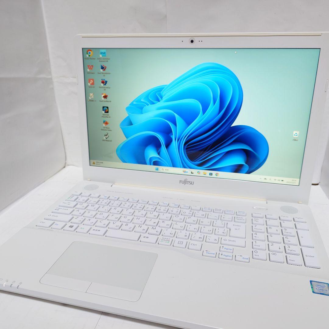 ⭐️ほぼ新品⭐️ FUJITSU AH45/B2 Win11 SSD256GB