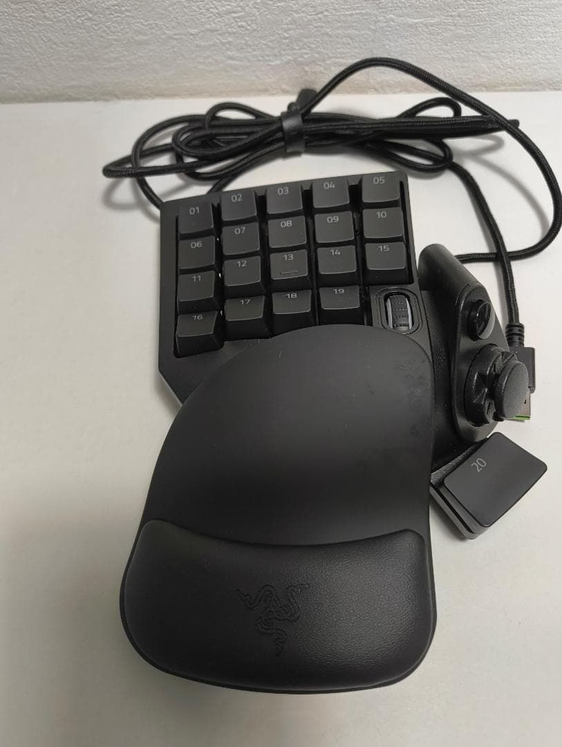 Razer Tartarus Pro 左手デバイス