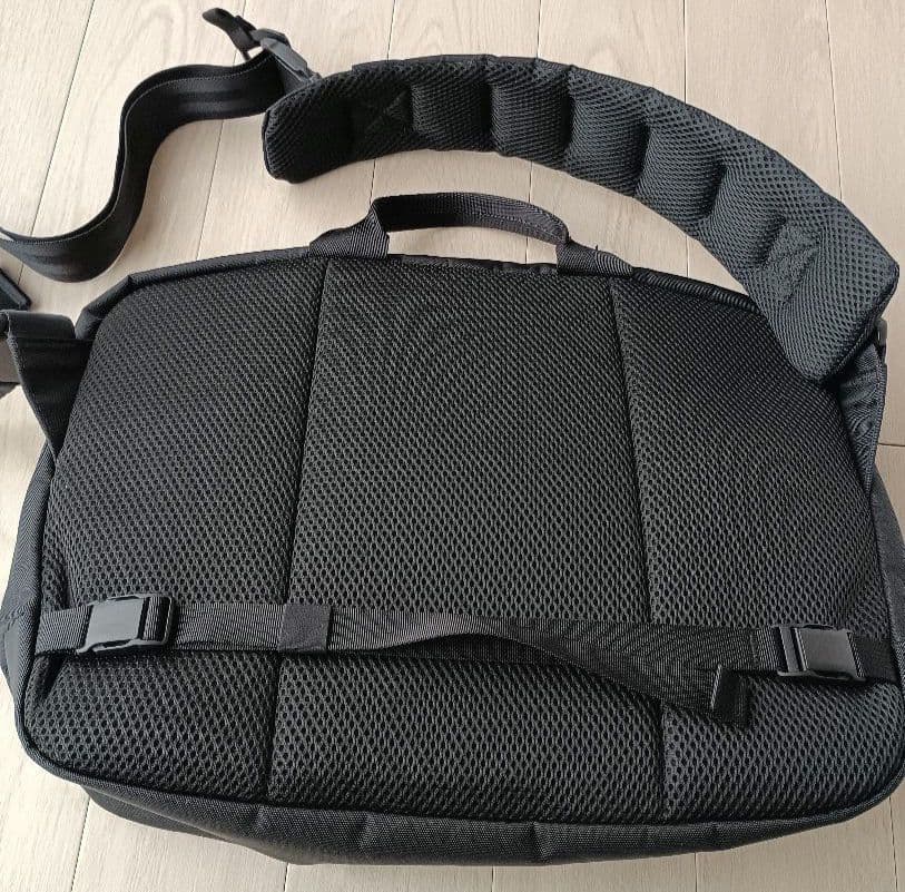 美品　BRIEFING　メッセンジャ　　MFC MESSENGER WR