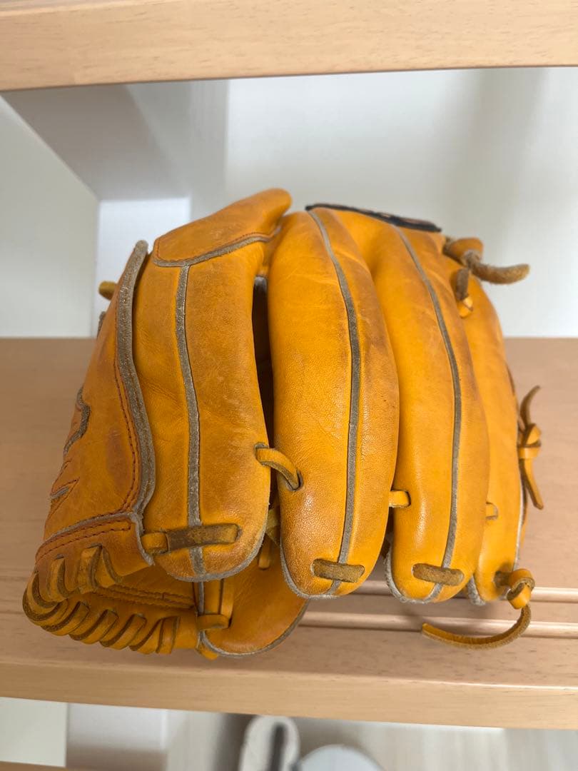 ダルビッシュ有モデル　asics 軟式グローブ 北海道デザイン　袋付き