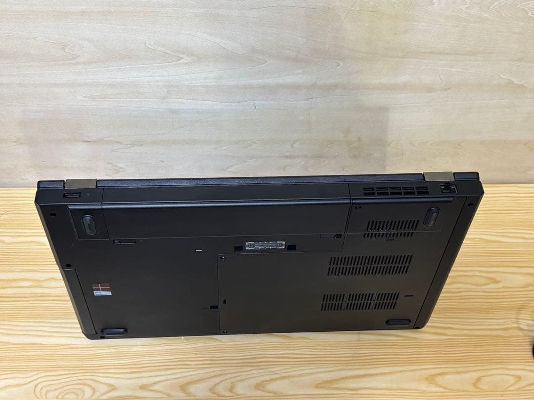 中古PC レノボ L560 i5-6200U メモリ12GB 256GB