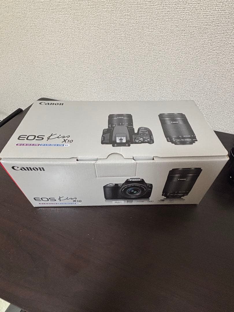 Canon EOS KissX10 ダブルズームキットEF50mmF1.8STM