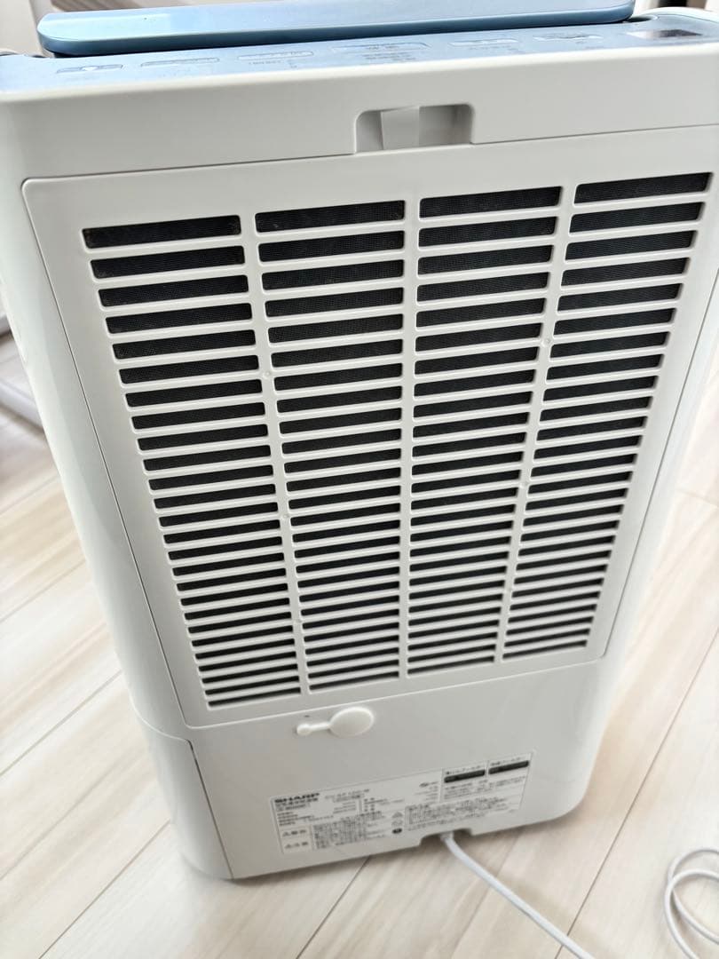 SHARP 空気清浄タイプ プラズマクラスター除湿機/CV-EF120-W