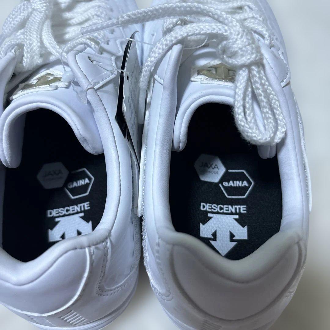 定価税込18700円！デサント　コウノエベルトスパイク2G 25.0㌢　若干汚有