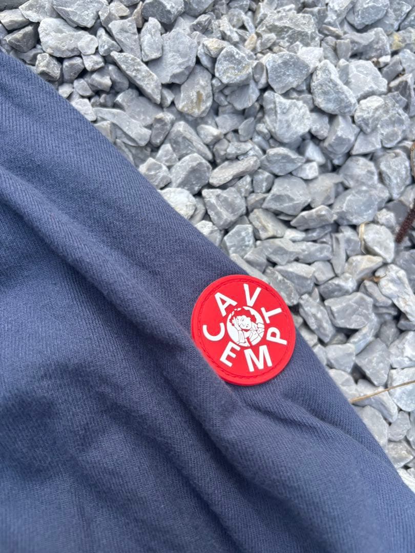 CAVEMPT ネイビー ボタンシャツ　C.E