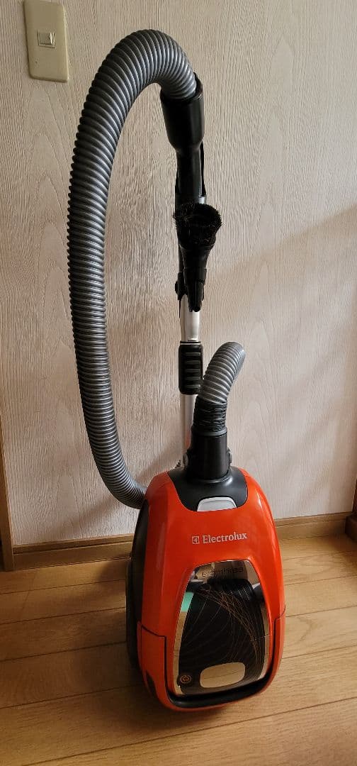 【貴重！✨】Electrolux エルゴスリーオート ！取扱説明書、紙パック付！