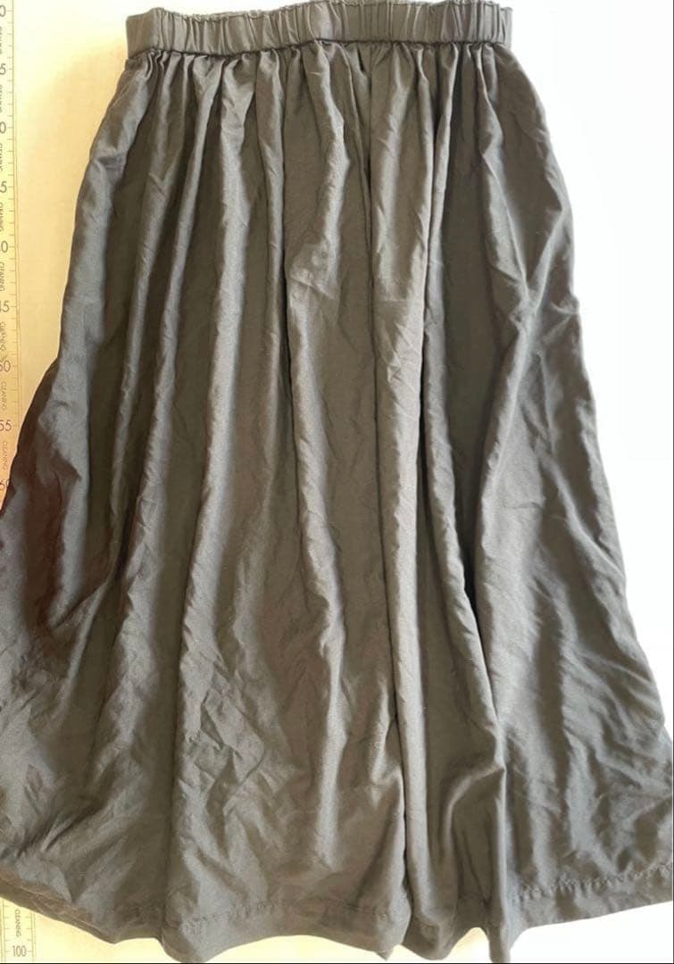 ゆ*い様 コムデギャルソン　黒スカート