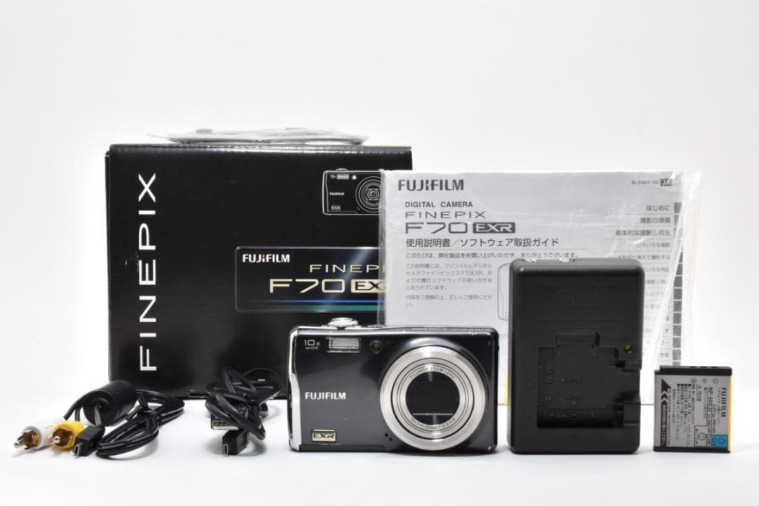 フジフィルム　FUJIFILM FINEPIX F70EXR ブラック《元箱付》