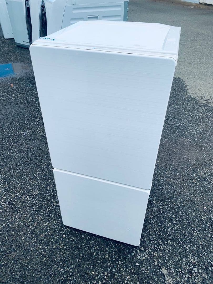 ♦ユーイング ノンフロン冷凍冷蔵庫【2017年製】UR-F110H