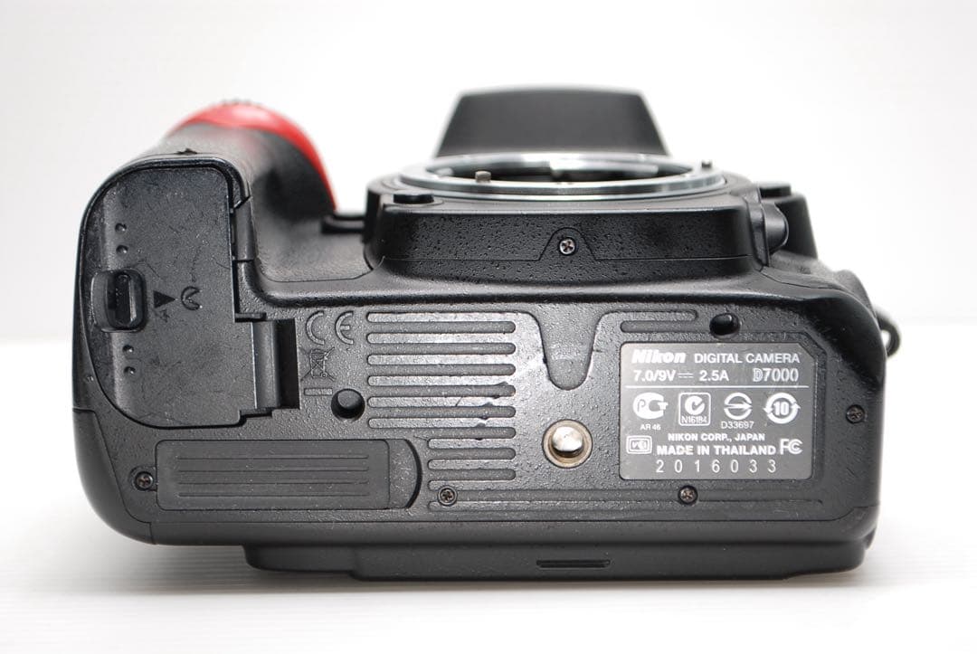 ❤️連写&高性能AF❤️Nikon D7000 万能一眼レフ 合金ボディで頑丈