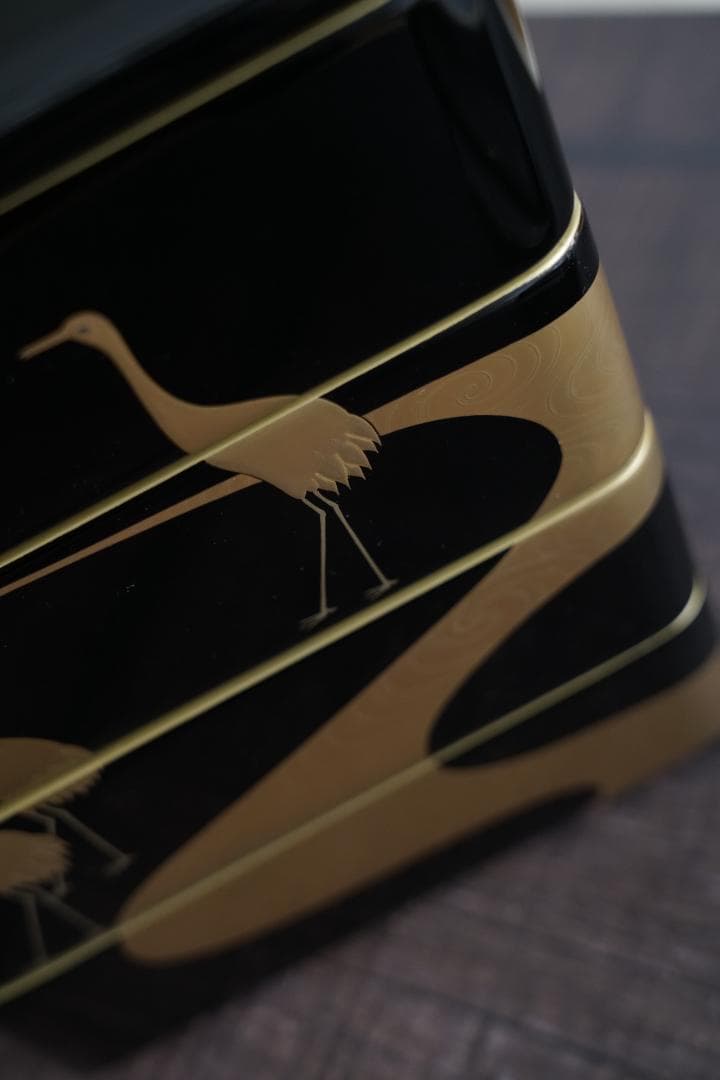 輪島塗　蒔絵師　庄峰　蓬莱蒔絵　四段重箱　重台付