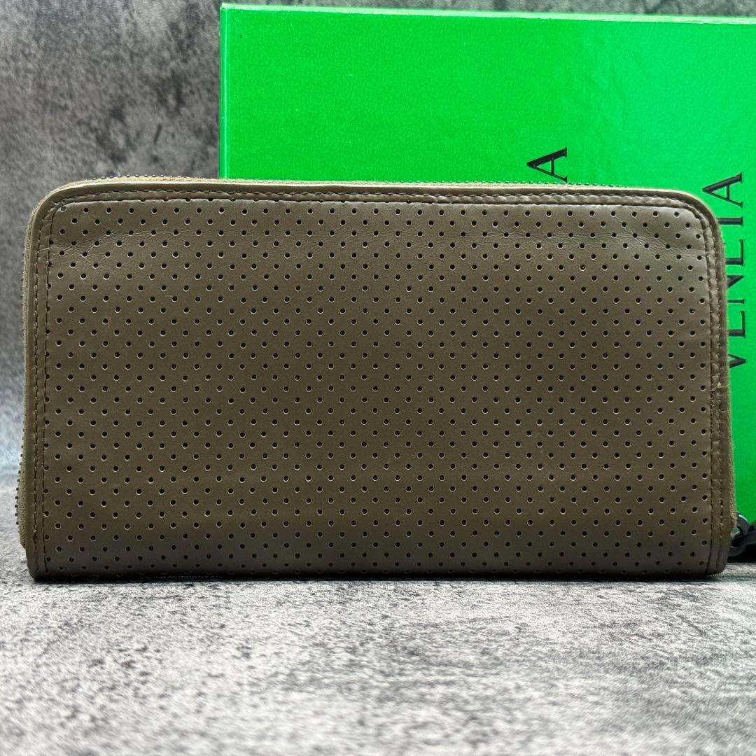 極美品✨ボッテガヴェネタ レジェーロ パンチング ラウンドファスナー カーキ