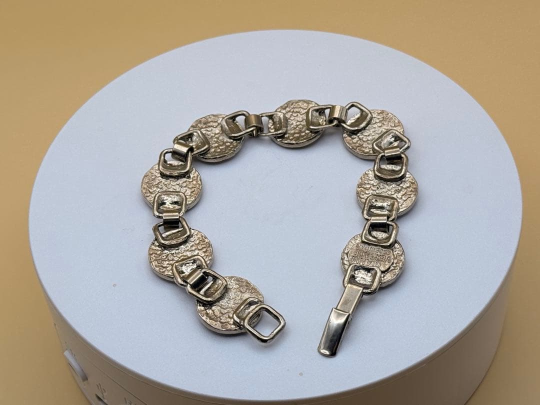 正規の美品中古　ジャンニヴェルサーチ　ブレスレット　シルバー　約20cm