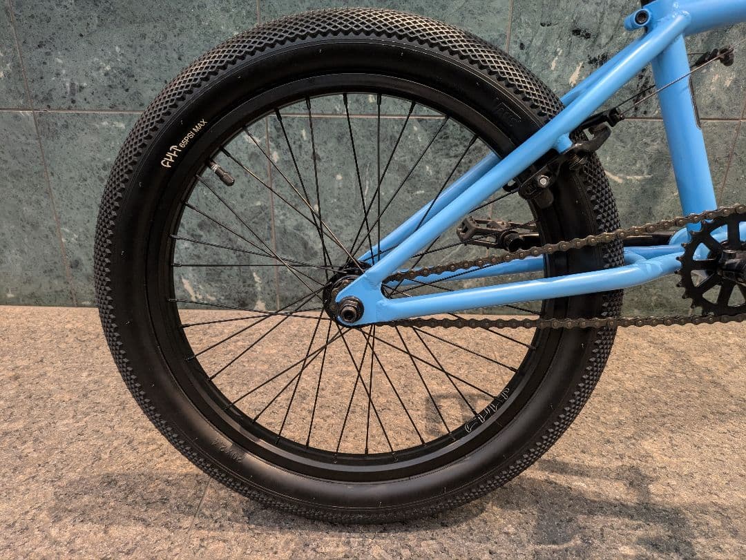 CULT GATEWAY BMX 20インチ