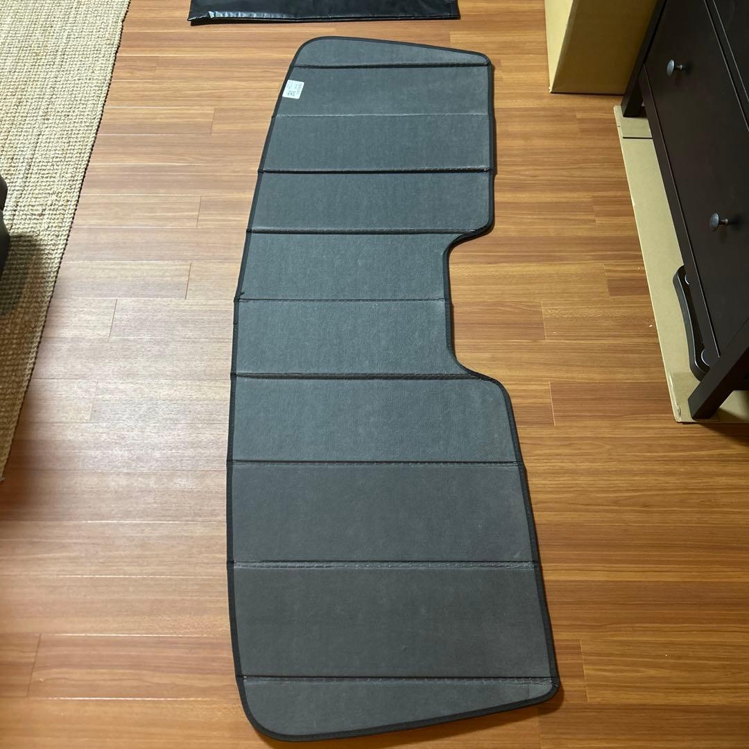 ダッジラムバン専用サンシェード　収納ケース付き。