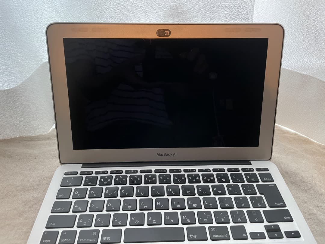稼動品・Apple社MacBookAir A1465オマケ有