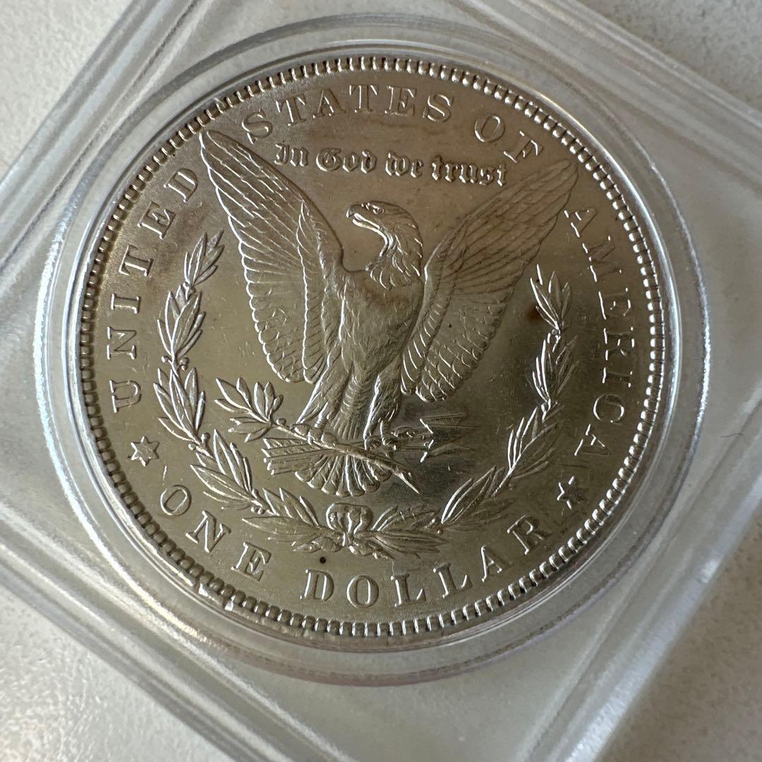 1886年と1889年製造　米国モーガンダラー1ドル銀貨X 2枚