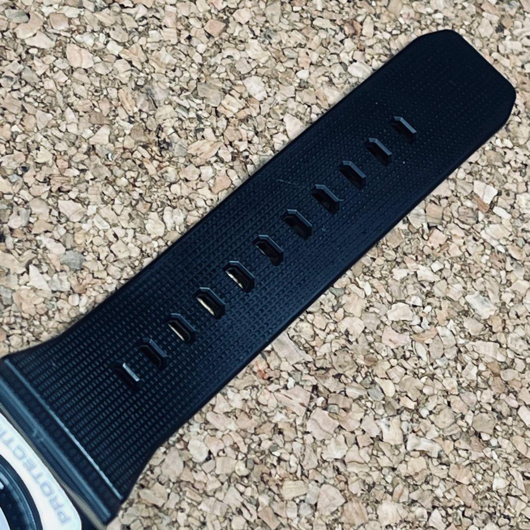 美品】カシオGーSHOCK/GMー2100 ー1AJFメタルカバード国内正規品