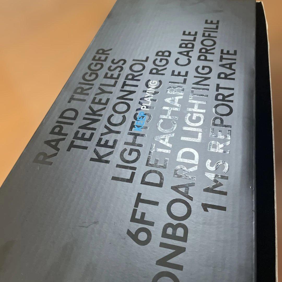 Logitech PRO X TKL RAPID ホワイトキーボード