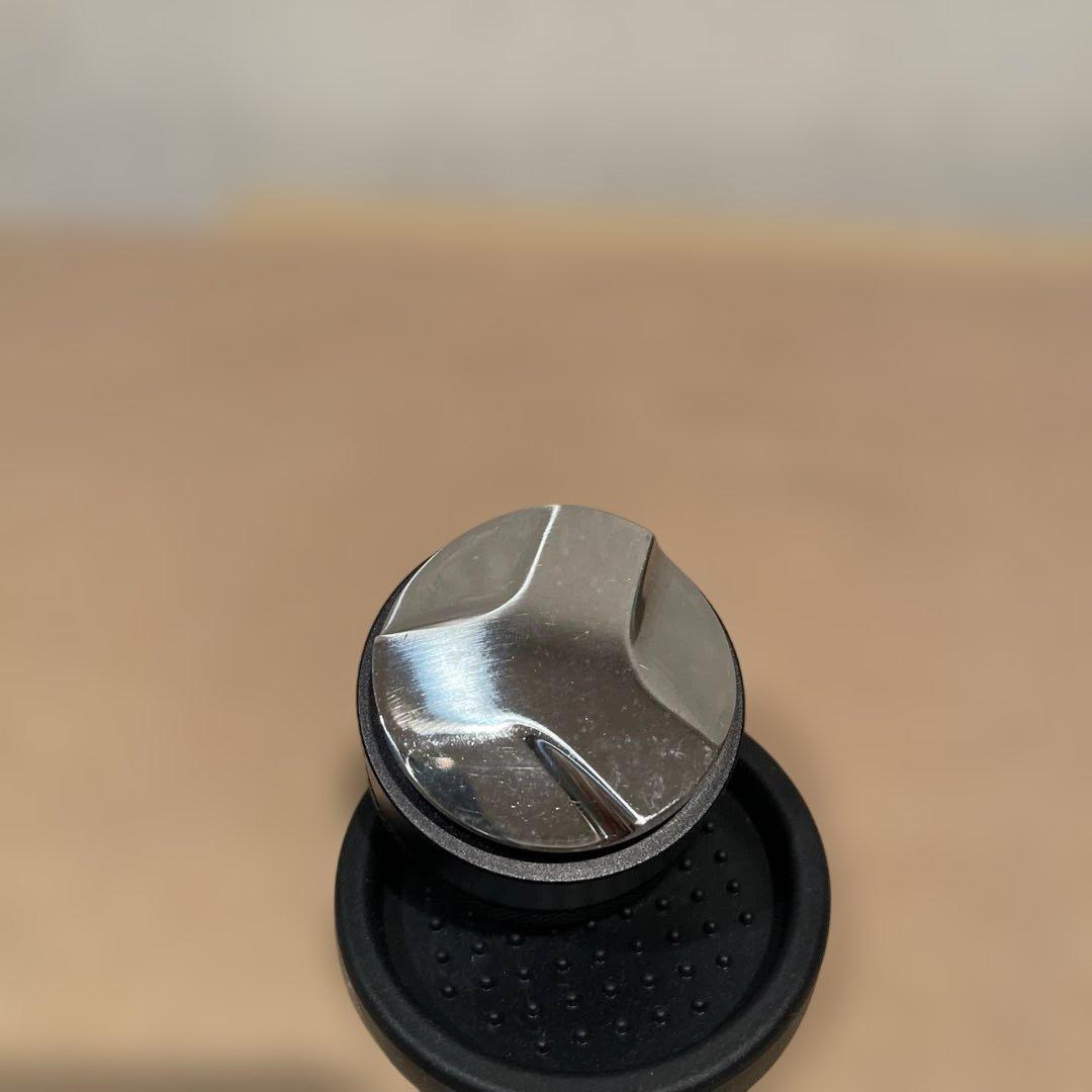 De'Longhi エスプレッソマシン シルバー/ブラック