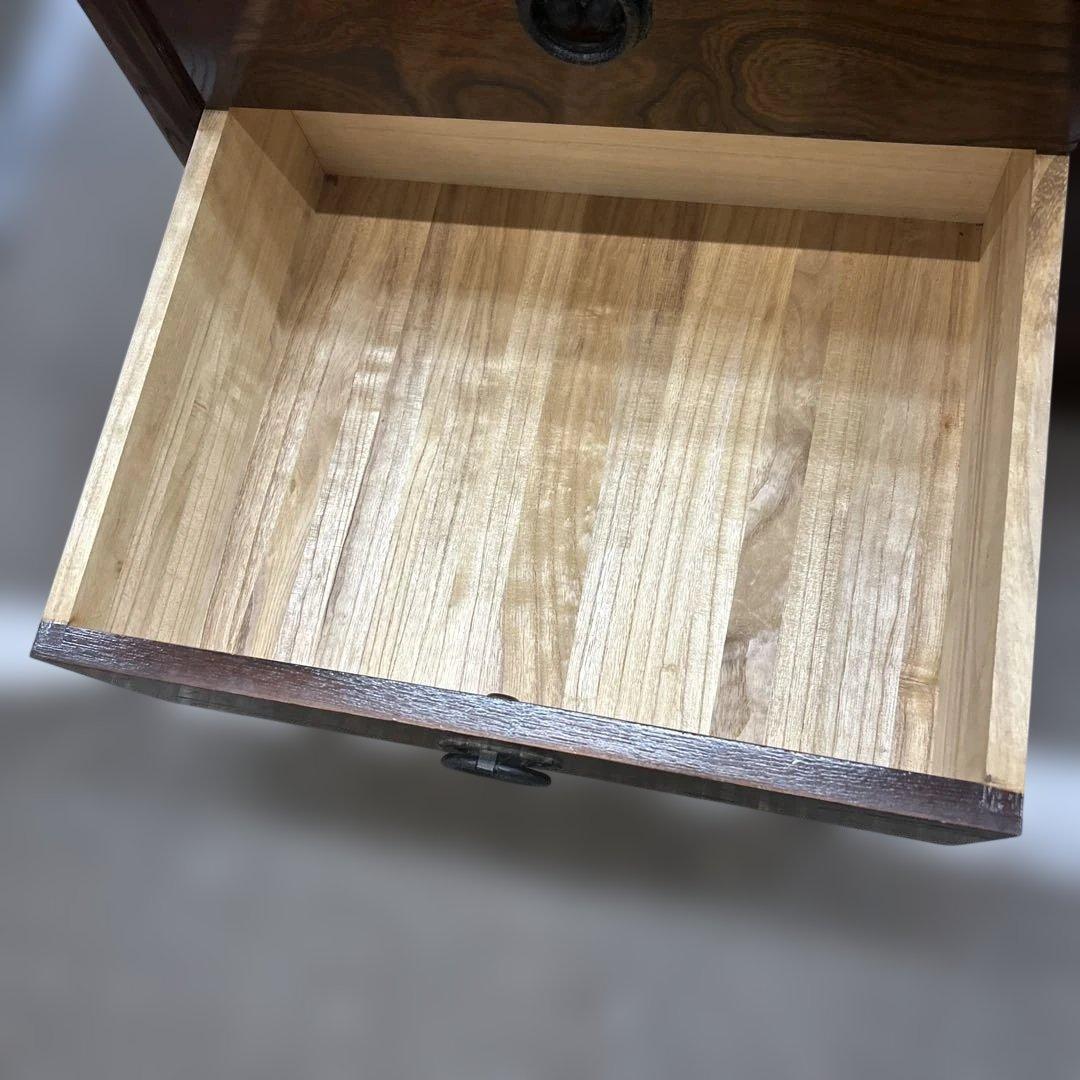 木製ガラス扉収納キャビネット　和風　飾り棚