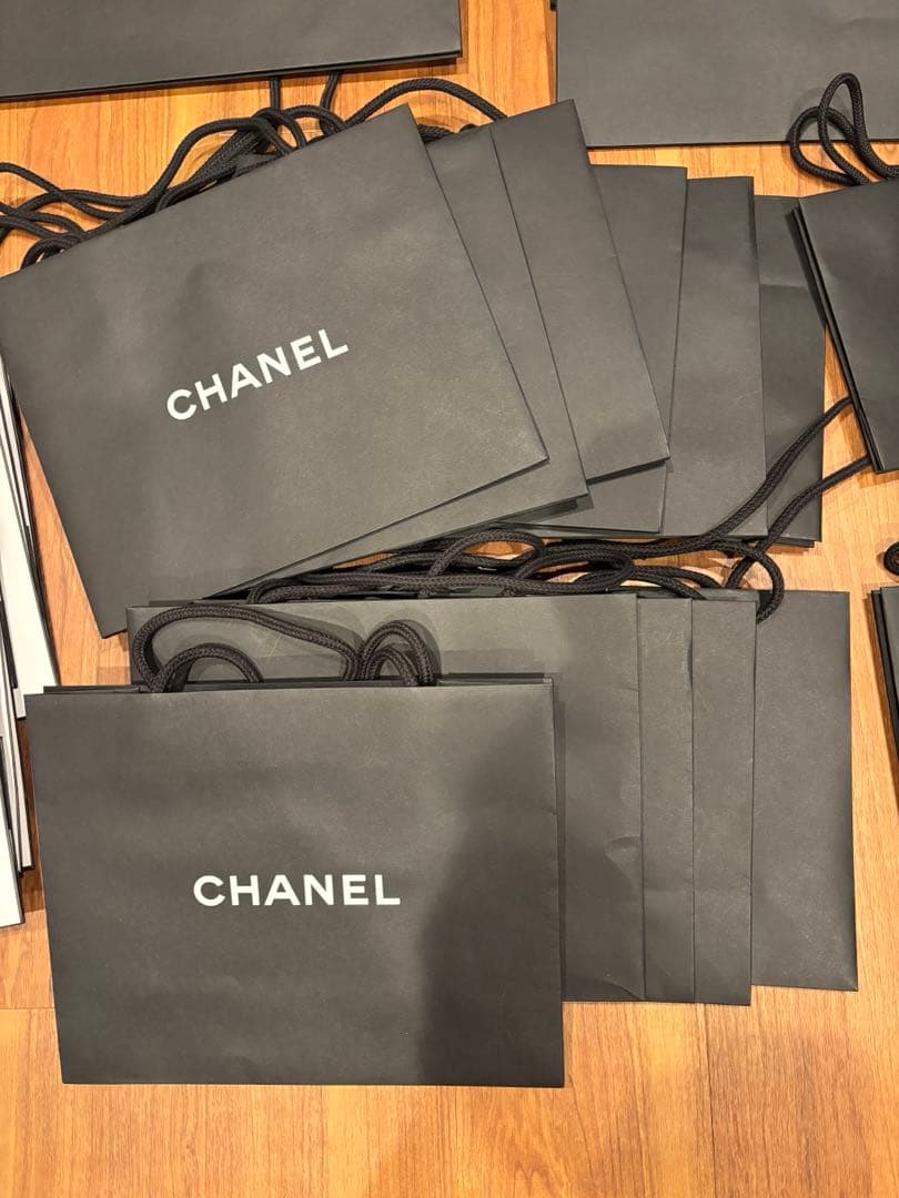 c*_様 シャネル紙袋　40枚セット